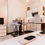 Apartamento Goldeneye Center *