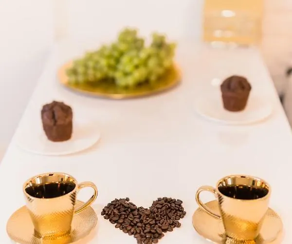 Goldeneye Center Apartamento *